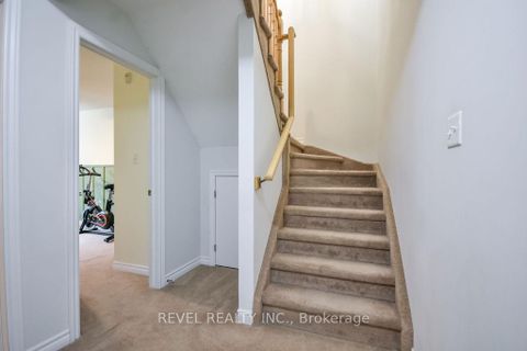 Photo 18 at 5 - 51 Ferndale Drive S, Ardagh, Barrie