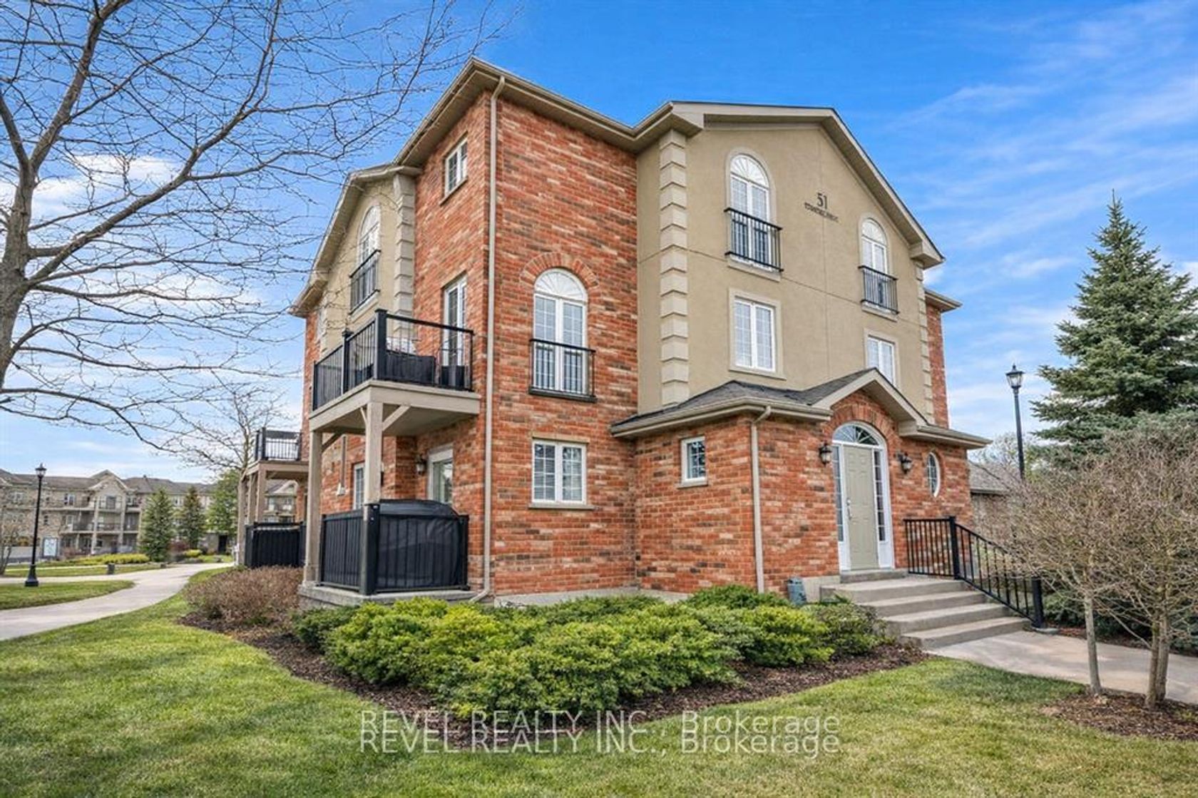 5 - 51 Ferndale Drive S, Ardagh, Barrie photo number 2