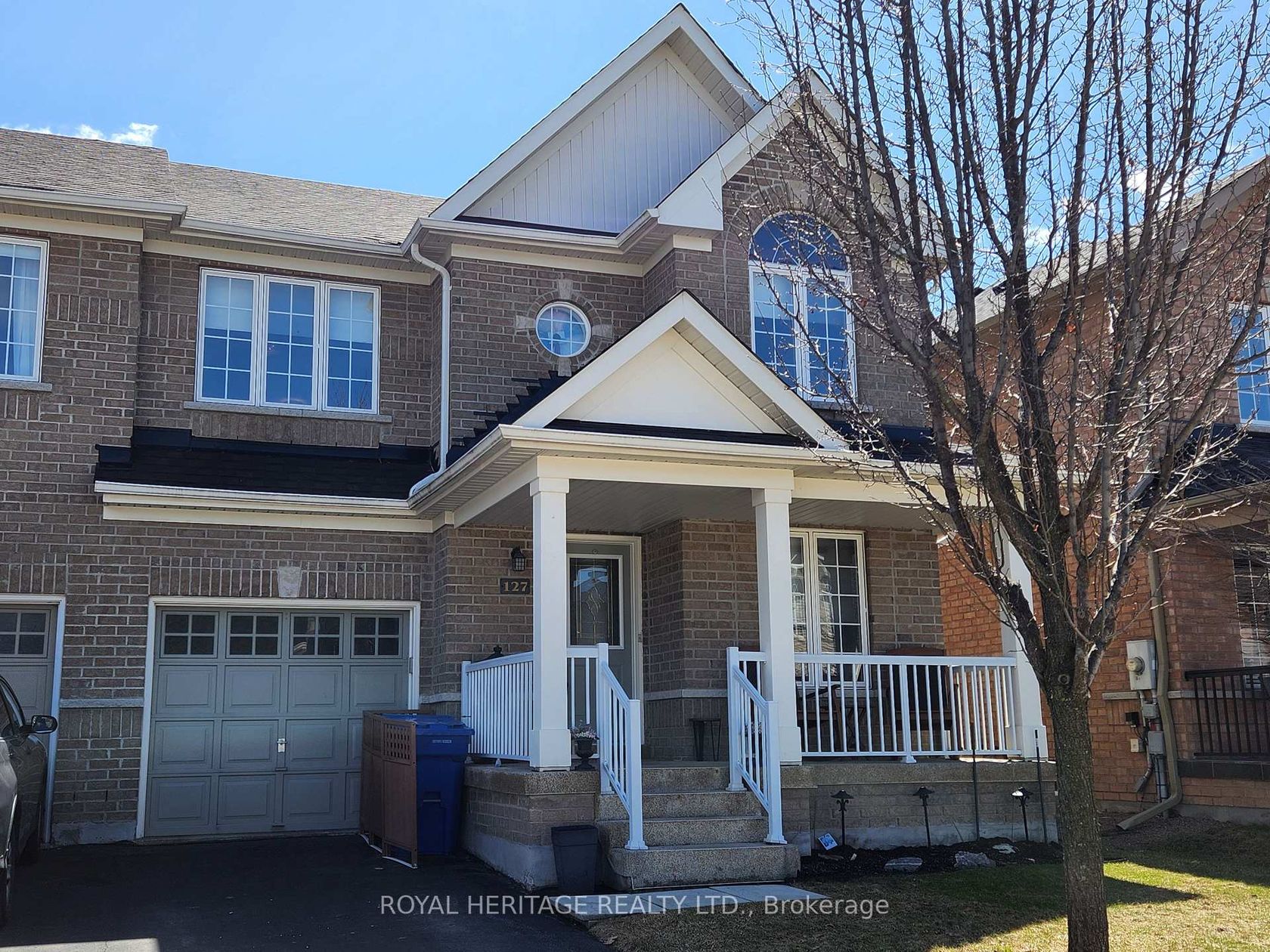 127 Knapton Drive, Woodland Hill, Newmarket photo number 2