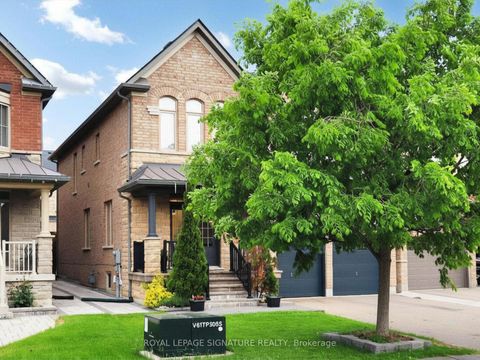 Photo 2 at 46 Kincardine Street, Kleinburg, Vaughan