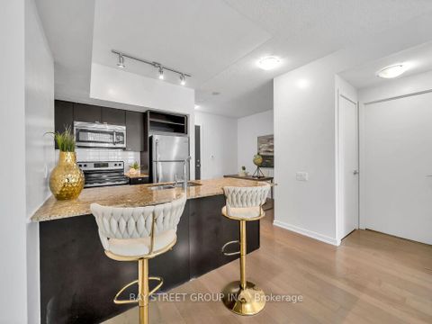 Photo 19 at 1501 - 105 The Queensway Avenue, Swansea, Toronto