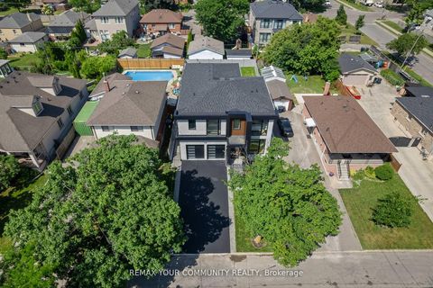 Photo 1 at 14 Ranwood Drive, Pelmo Park W4, Toronto