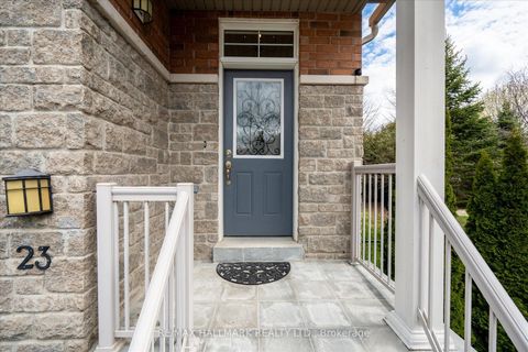 Photo 2 at 23 Mastwood Crescent, Rouge E10, Toronto