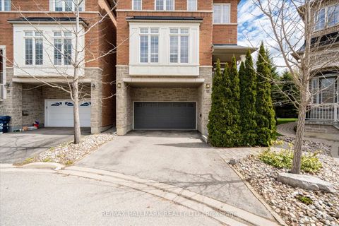 Photo 5 at 23 Mastwood Crescent, Rouge E10, Toronto
