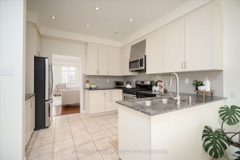 Photo 11 at 23 Mastwood Crescent, Rouge E10, Toronto