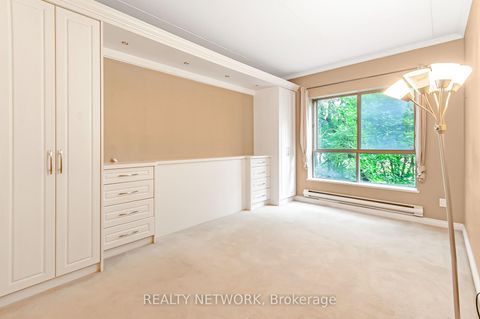Photo 20 at 106 - 249 Major Mackenzie Drive E, Harding, Richmond Hill