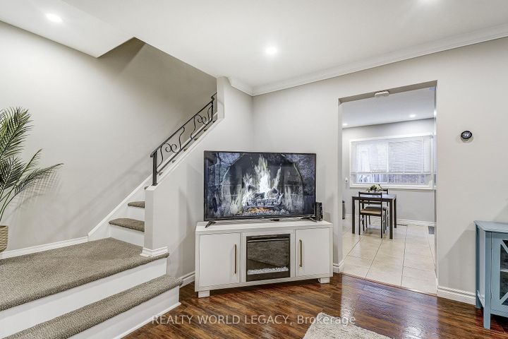 Photo 6 at 35 - 132 Barlake Avenue, Riverdale, Hamilton