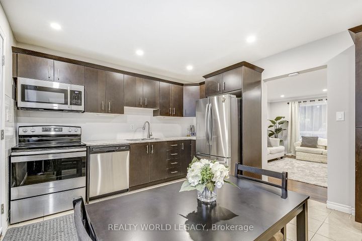 Photo 9 at 35 - 132 Barlake Avenue, Riverdale, Hamilton