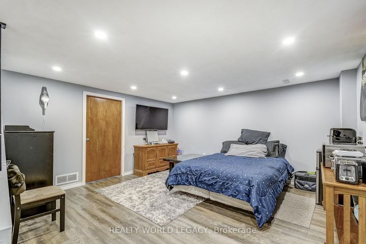Photo 19 at 35 - 132 Barlake Avenue, Riverdale, Hamilton