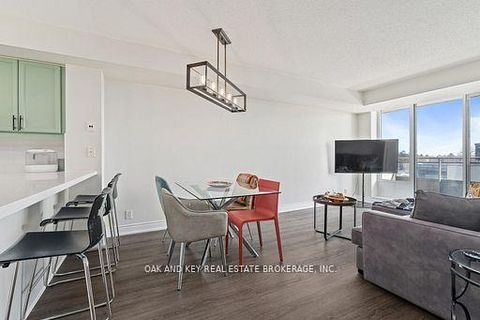 Photo 9 at 613 - 245 Davisville Avenue, Mount Pleasant West, Toronto