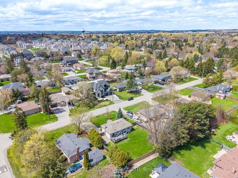 Photo 2 at 9 Hazelbury Drive, Nobleton, King
