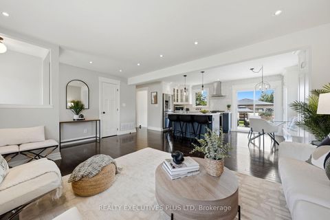 Photo 8 at 9 Hazelbury Drive, Nobleton, King