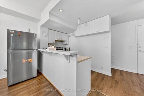 Photo 12 at Th307 - 36 Lee Centre Drive, Woburn, Toronto