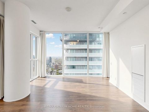 Photo 2 at 4308 - 15 GRENVILLE Street, Bay Street Corridor, Toronto
