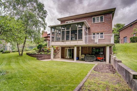 Photo 5 at 17 Hathor Crescent, Humber Summit, Toronto