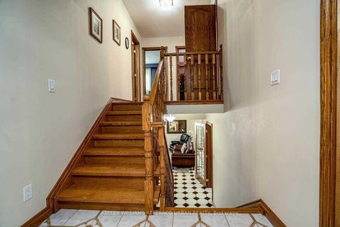 Photo 7 at 17 Hathor Crescent, Humber Summit, Toronto
