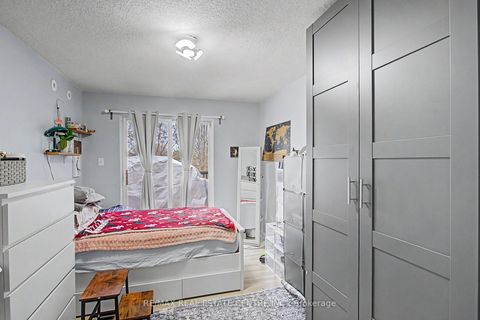 Photo 2 at 2167 - 95 George Appleton Way, CFB, Toronto