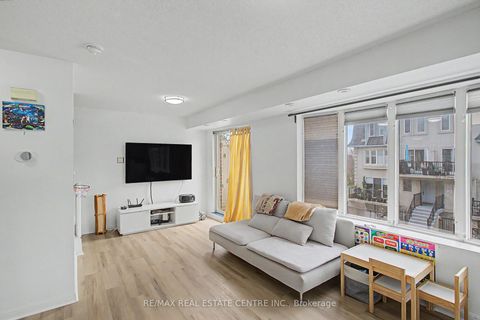 Photo 9 at 2167 - 95 George Appleton Way, CFB, Toronto
