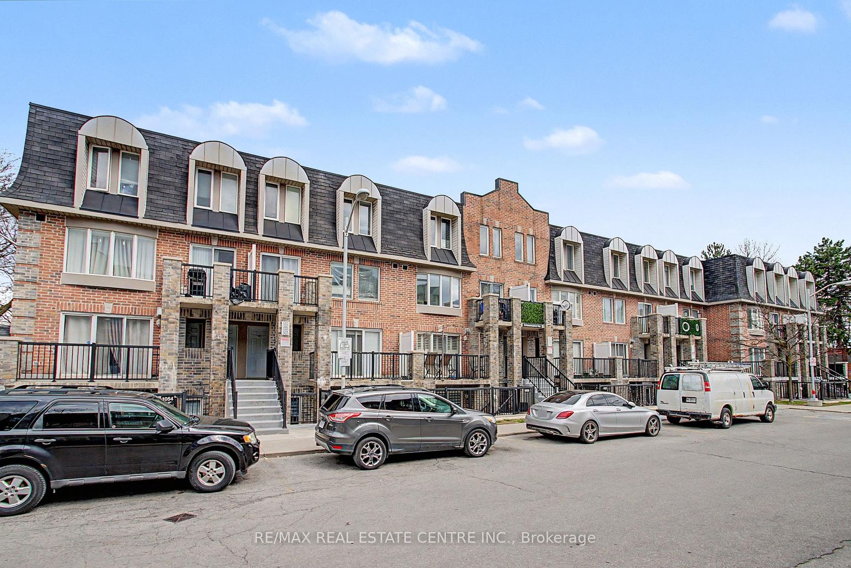 2167 - 95 George Appleton Way, CFB, Toronto 