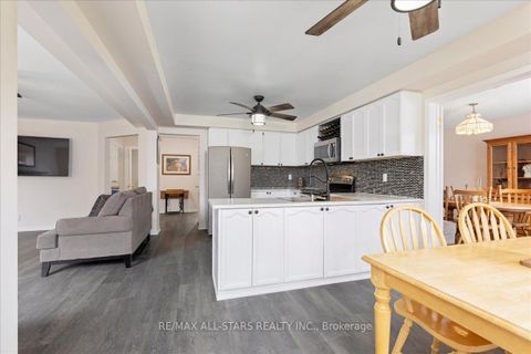 Photo 17 at 6 Hadera Place, Keswick North, Georgina
