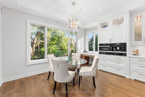 Photo 13 at 238 St Leonards Avenue, York Mills, Toronto