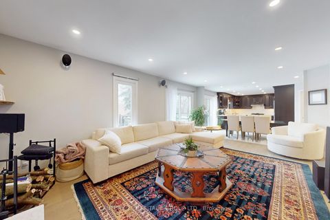 Photo 5 at 335 Fern Avenue, Observatory, Richmond Hill