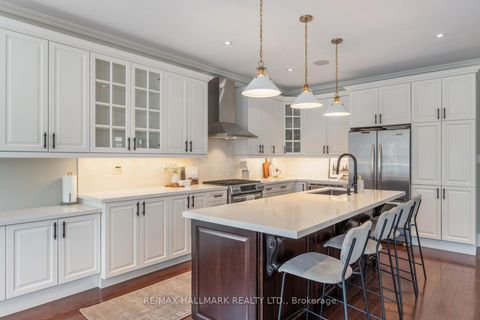 Photo 11 at 15 Birchcliff Avenue, Cliffside, Toronto