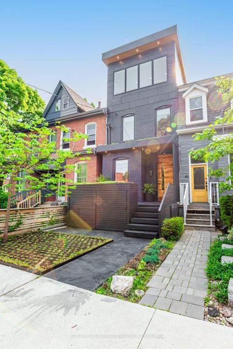 Photo 1 at 44 Massey Street, Niagara, Toronto
