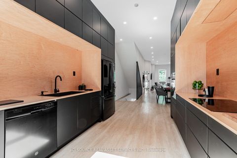 Photo 10 at 44 Massey Street, Niagara, Toronto