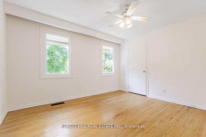 Photo 20 at 2977 Bayview Avenue, Bayview Village, Toronto