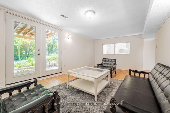 Photo 23 at 2977 Bayview Avenue, Bayview Village, Toronto