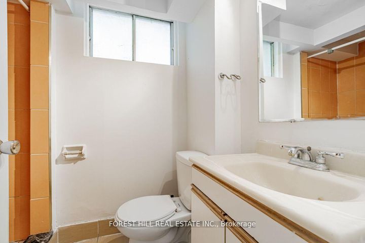 Photo 25 at 2977 Bayview Avenue, Bayview Village, Toronto