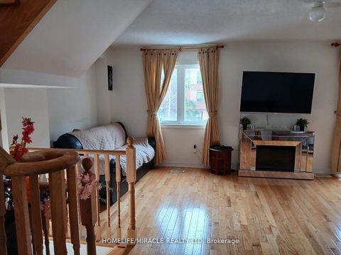 Photo 3 at 13 Vasto Lane, Scarborough Village, Toronto