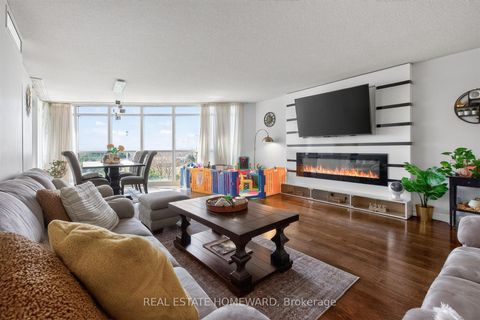 Photo 3 at 602 - 30 Harrison Garden Boulevard, Willowdale East, Toronto
