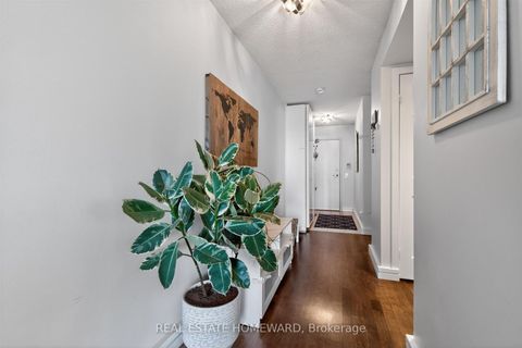 Photo 10 at 602 - 30 Harrison Garden Boulevard, Willowdale East, Toronto