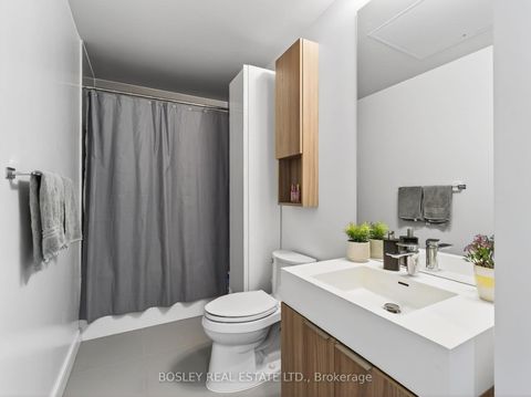 Photo 10 at 516 - 60 Tannery Road, Waterfront Communities C8, Toronto