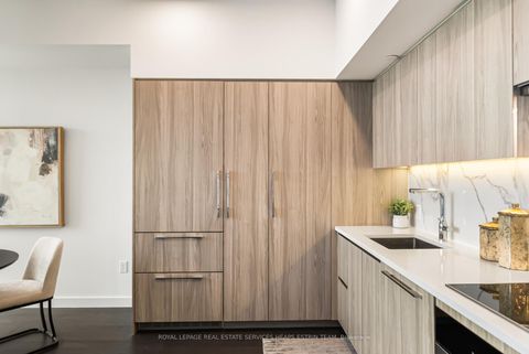 Photo 10 at 7006 - 3 Concord Cityplace Way, Waterfront Communities C1, Toronto