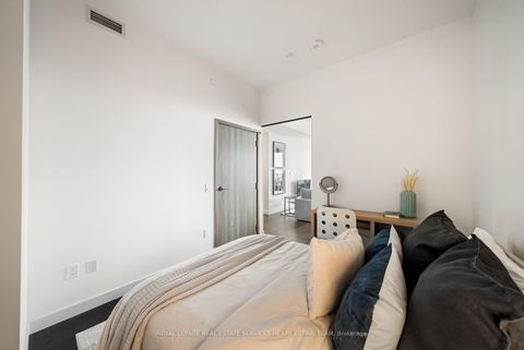Photo 20 at 7006 - 3 Concord Cityplace Way, Waterfront Communities C1, Toronto