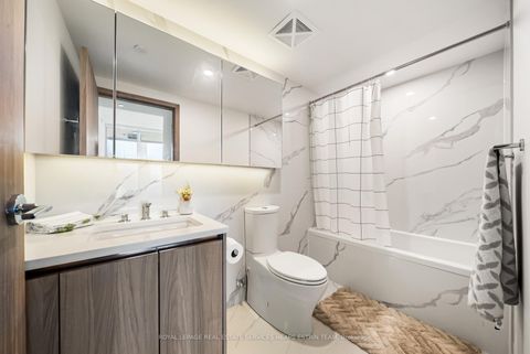 Photo 25 at 7006 - 3 Concord Cityplace Way, Waterfront Communities C1, Toronto