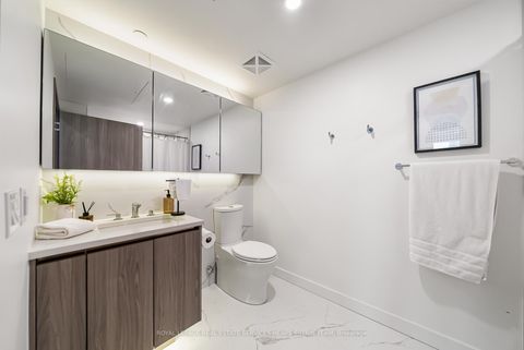 Photo 29 at 7006 - 3 Concord Cityplace Way, Waterfront Communities C1, Toronto