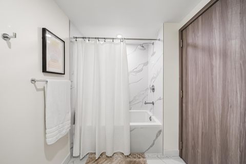 Photo 30 at 7006 - 3 Concord Cityplace Way, Waterfront Communities C1, Toronto