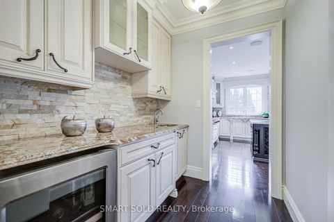 Photo 10 at 70 Hartfield Road, Humber Valley, Toronto