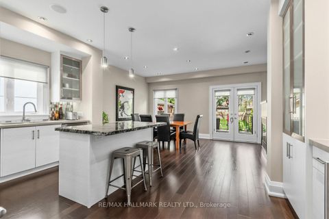 Photo 3 at 192 Erskine Avenue, Mount Pleasant East, Toronto