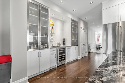 Photo 7 at 192 Erskine Avenue, Mount Pleasant East, Toronto
