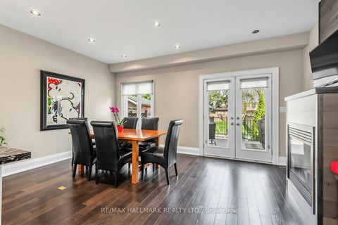Photo 11 at 192 Erskine Avenue, Mount Pleasant East, Toronto