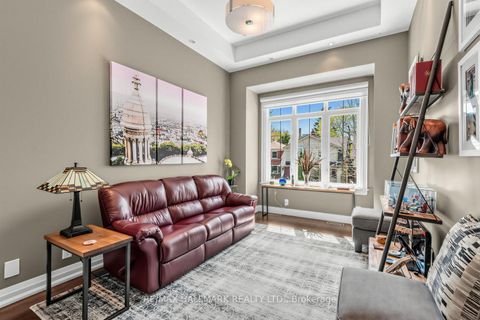Photo 14 at 192 Erskine Avenue, Mount Pleasant East, Toronto