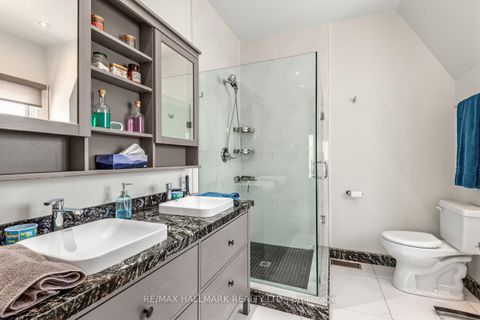 Photo 20 at 192 Erskine Avenue, Mount Pleasant East, Toronto