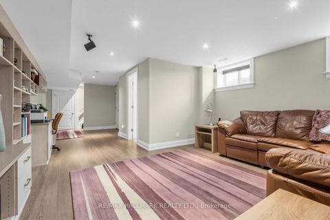 Photo 27 at 192 Erskine Avenue, Mount Pleasant East, Toronto