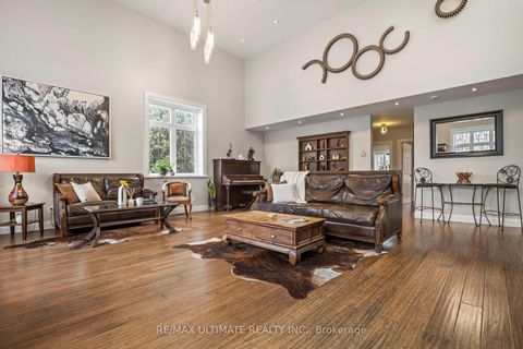 Photo 11 at 21 Brinloor Boulevard, Scarborough Village, Toronto