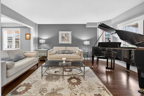 Photo 5 at 88 Empress Road, Maple, Vaughan